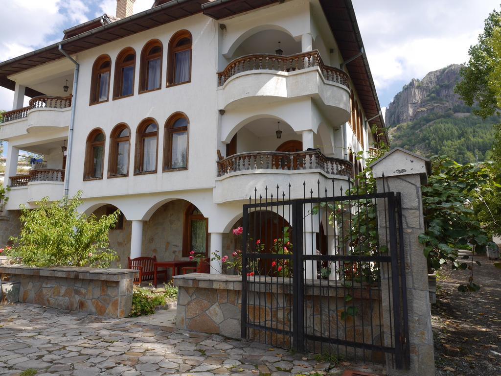 Family Hotel Silver Smolyan Exterior foto